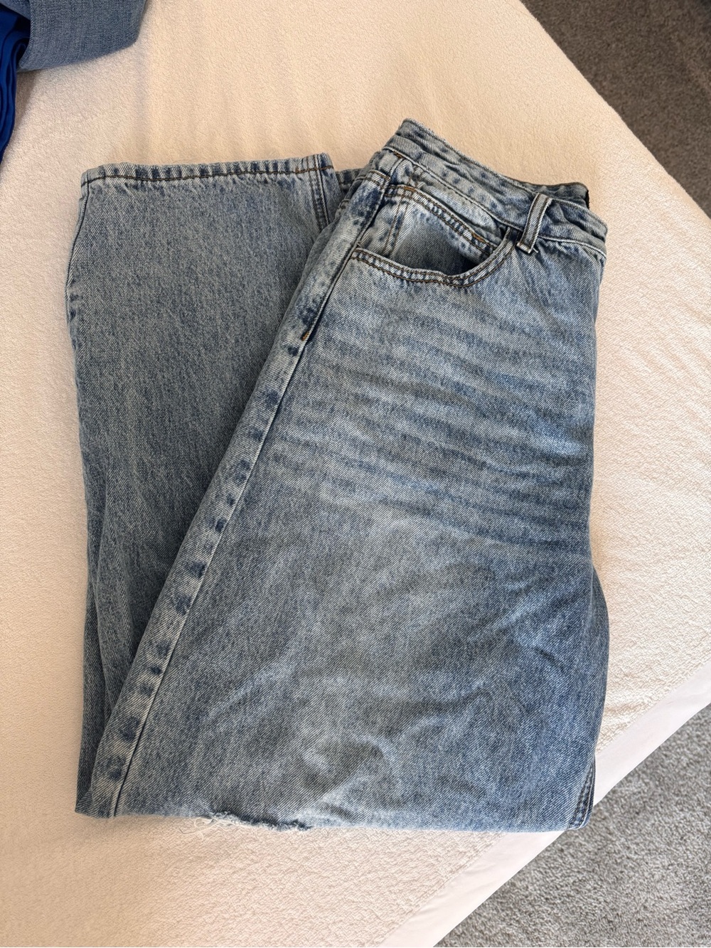 Forever 21 Classic Light Wash Men’s Jeans Horseshoe Fit
